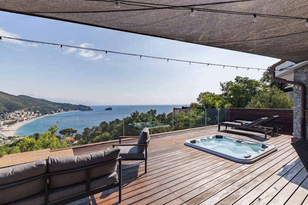 Spettacolare vista isola Terrazza e idromassaggio in Noli, Riviera di Ponente