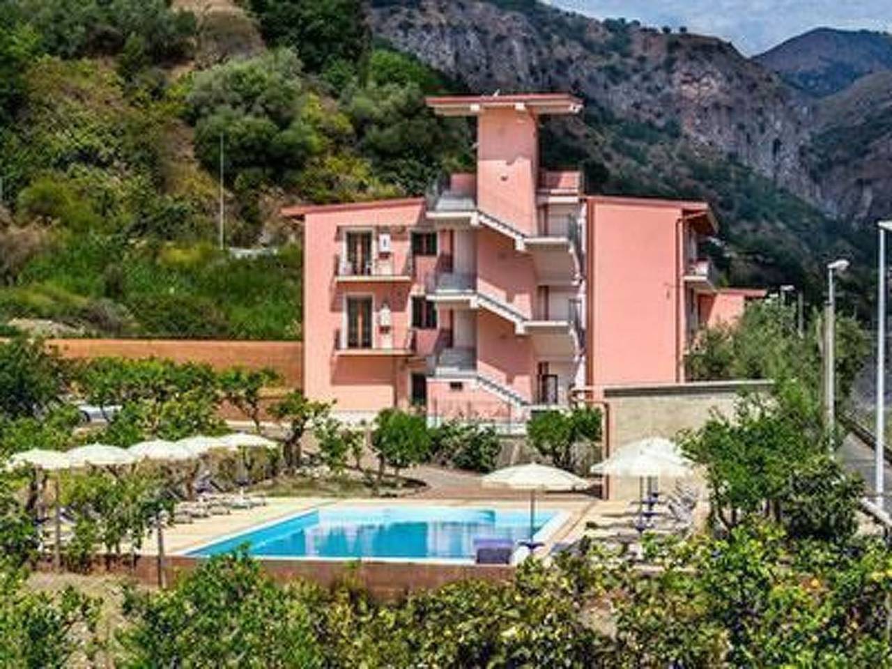 Appartement entier, 'Mare Taormina in Letojanni, Province de Messina