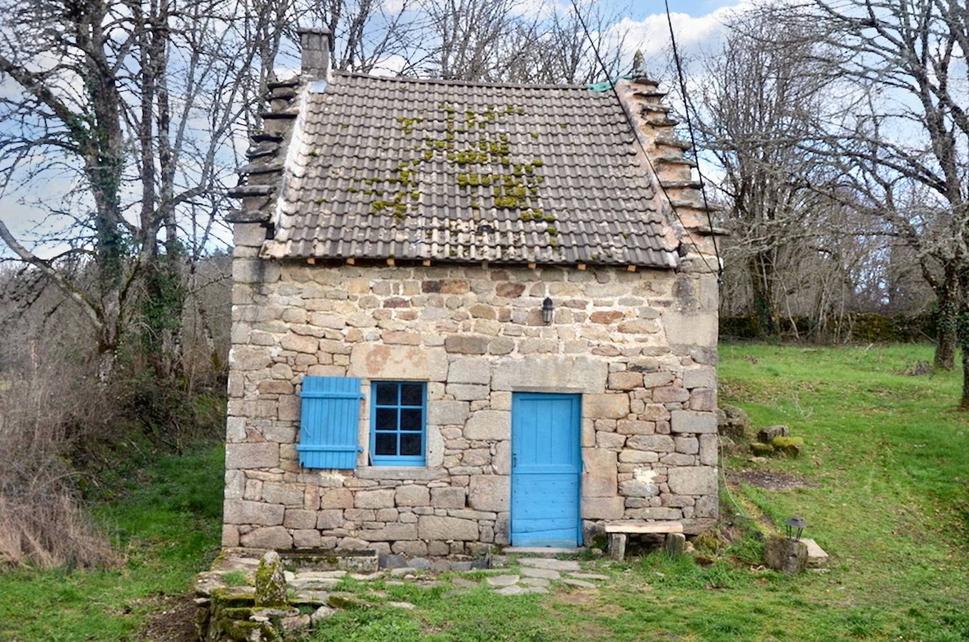 Maison charmante à Meyrignac-l'Église avec cheminée in Meyrignac-l'Église, Région de Tulle