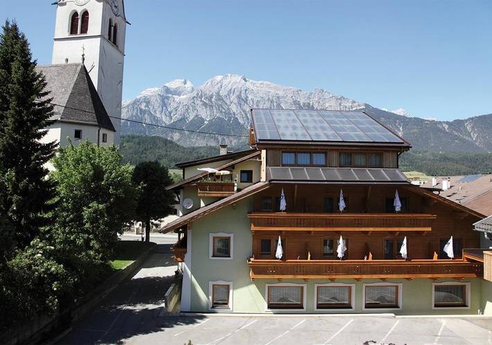 Pension voor 8 personen, met terras en tuin in Regio Innsbruck