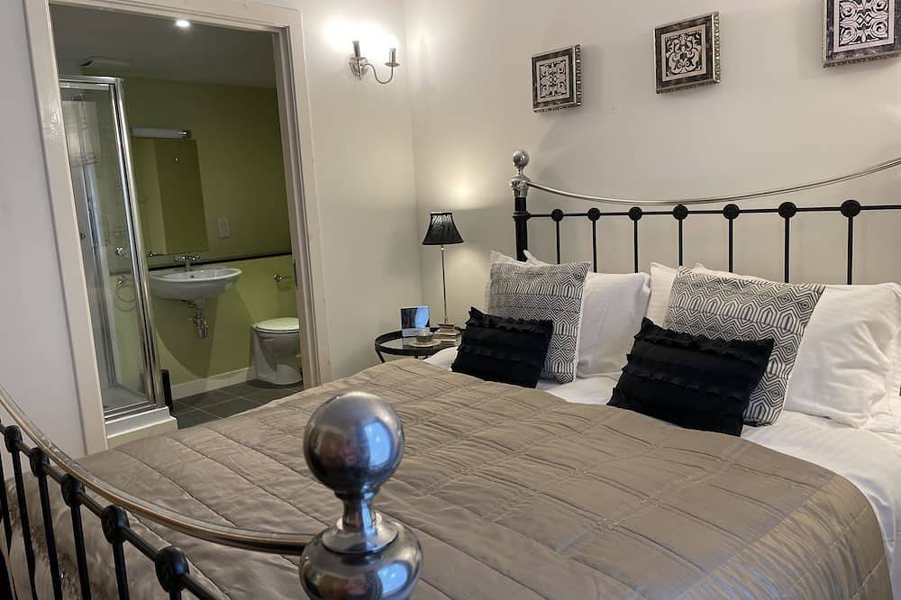 Ganze Wohnung, The Fort Archway - ground floor apartment at The Highland Club, Loch Ness in Fort Augustus, Highlands