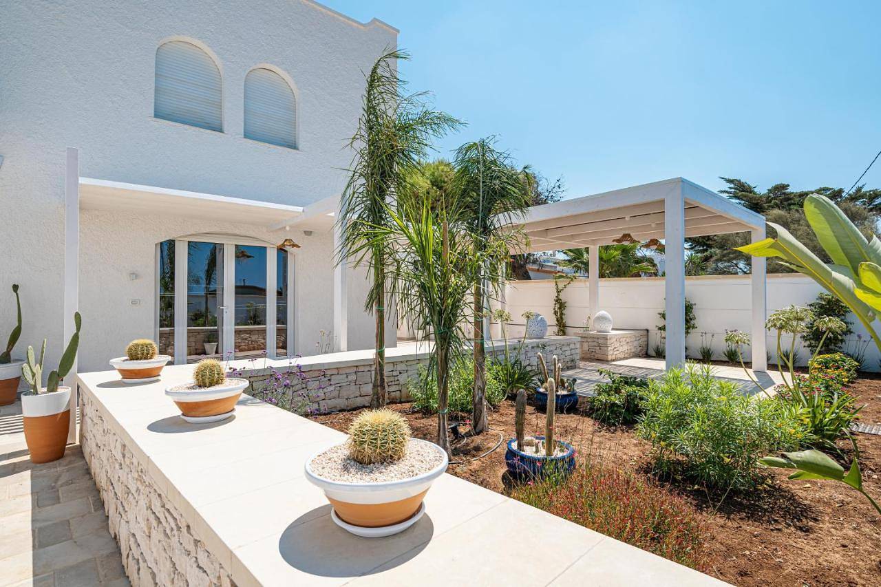 Villa De Nuzzo - Bed & Breakfast in Torre San Giovanni, Ugento