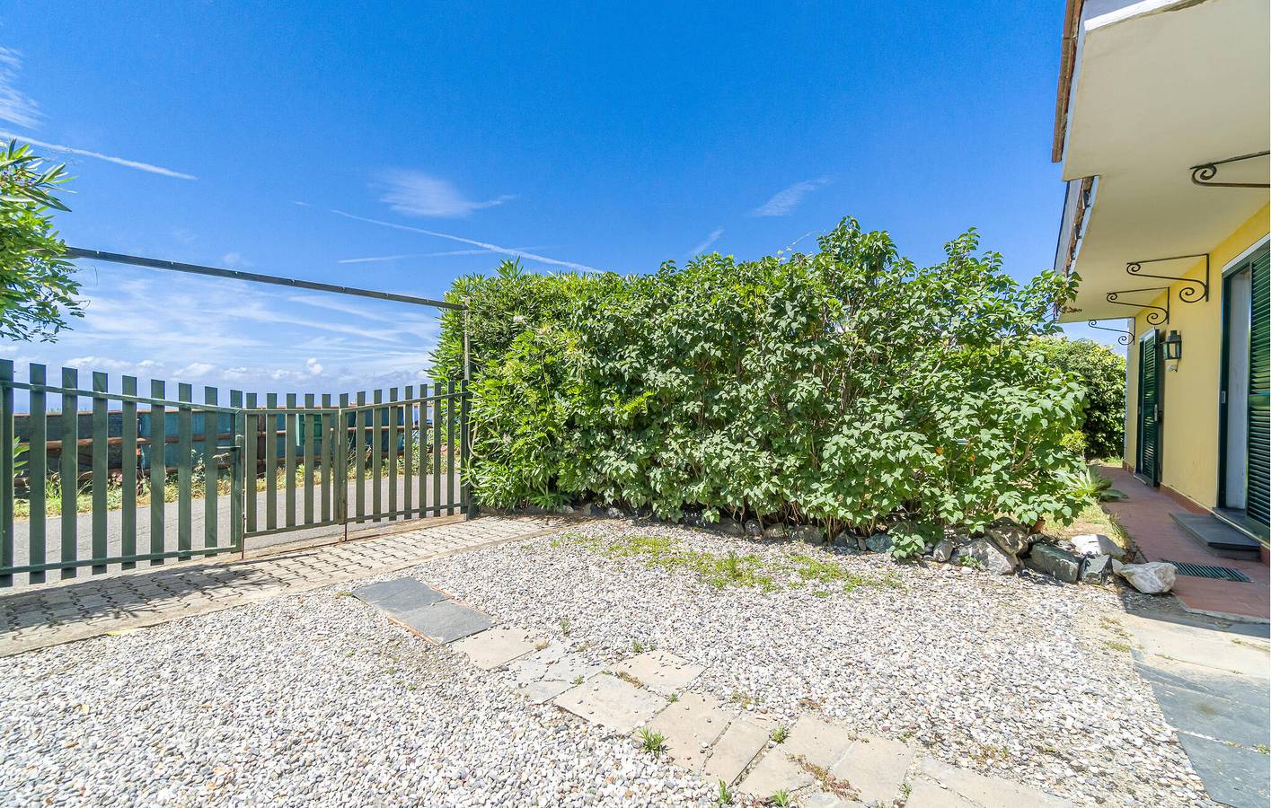 Appartement de vacances entier, Appartement avec vue sur la mer : Terrasse, Parking, Internet (2km de la plage) in Bonassola, Riviera di Levante