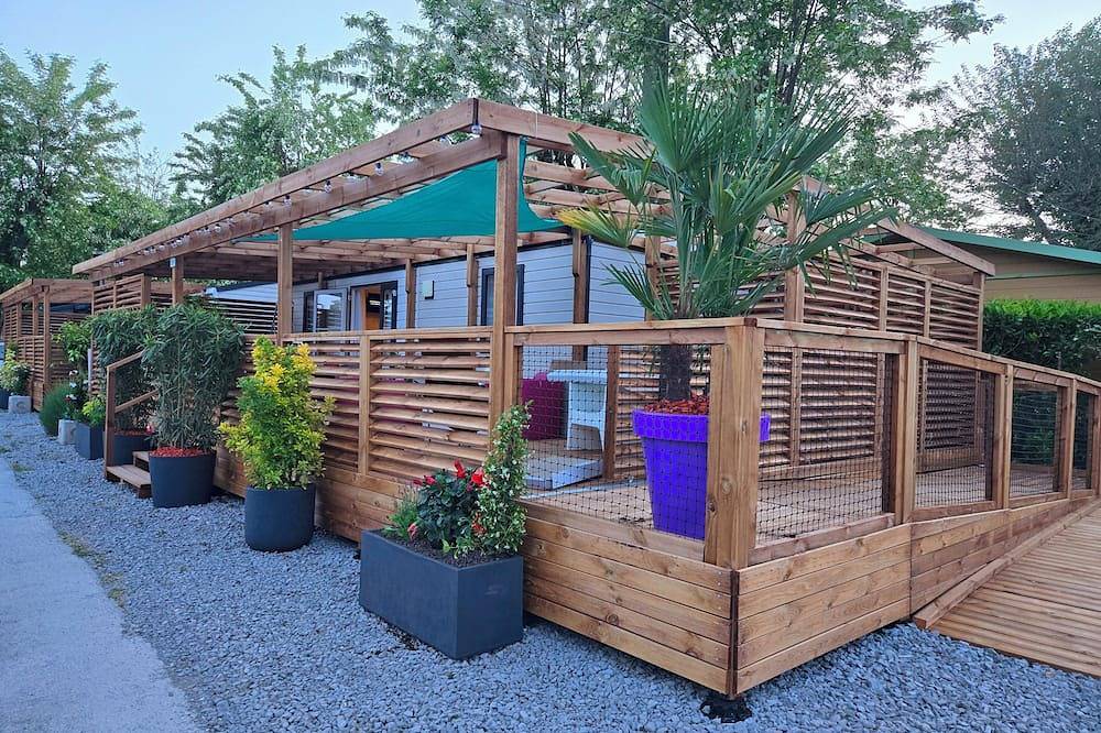 Mobile home camping La Chareyrasse in Aubenas, Ardèche