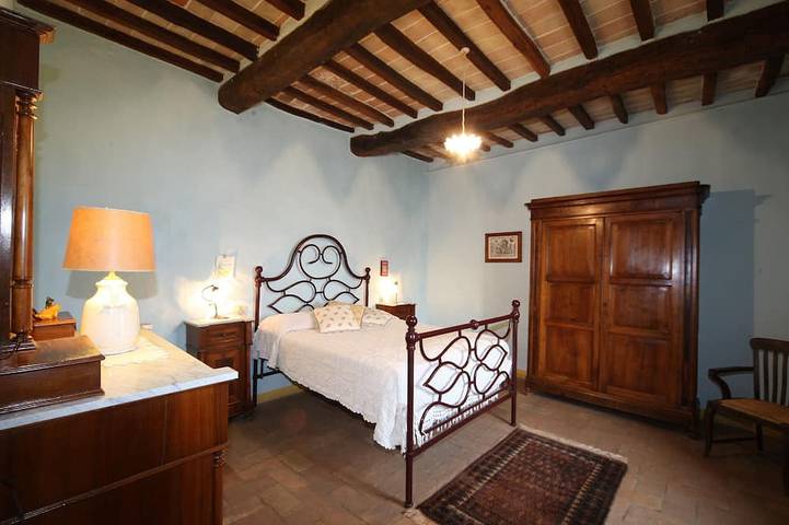 Casale nella campagna toscana in Anghiari, Valtiberina