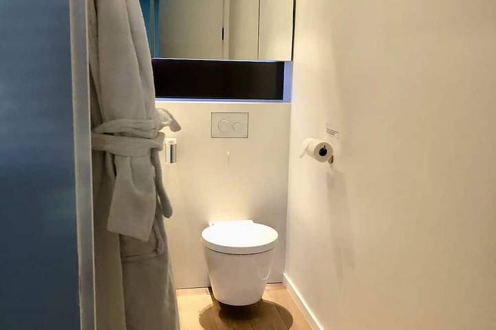 Appartement entier, Voir Ste Victoire appartement de luxe contemporain dans le nouveau centre-ville d'Aix en Pr in Aix-en-Provence, Côte méditerranéenne (France)
