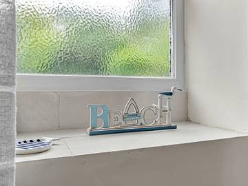 Holiday Home for 4 People in Looe, Cornwall, Photo 3