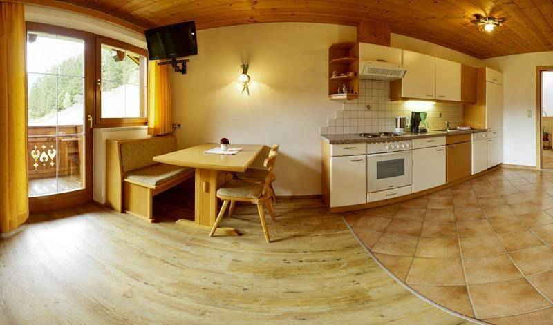 Entire holiday apartment, Gletscherblick in Stubai Alps, Neustift im Stubaital