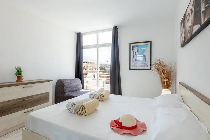 Apartamento entero, Marina Palace Amazing balcony Renovated in Playa Paraíso, Adeje