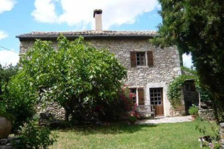 Location de vacances pour 6 personnes, avec jardin, animaux acceptés à Goudargues - 4