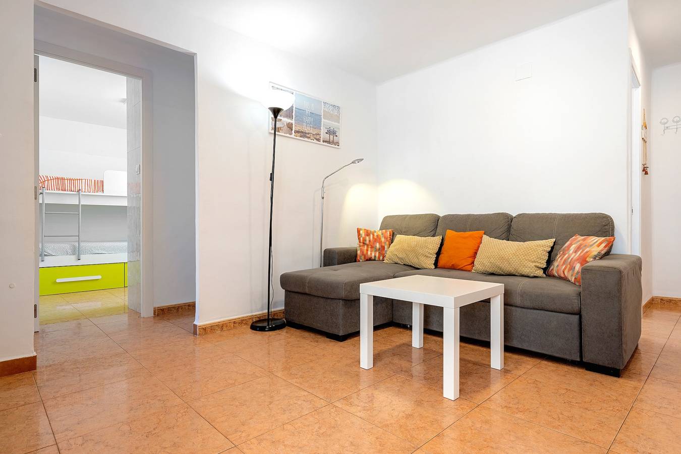 Appartement entier, Appartement 'Central Modern 3bdr' avec Wi-Fi et climatisation in Vinaròs, Costa del Azahar