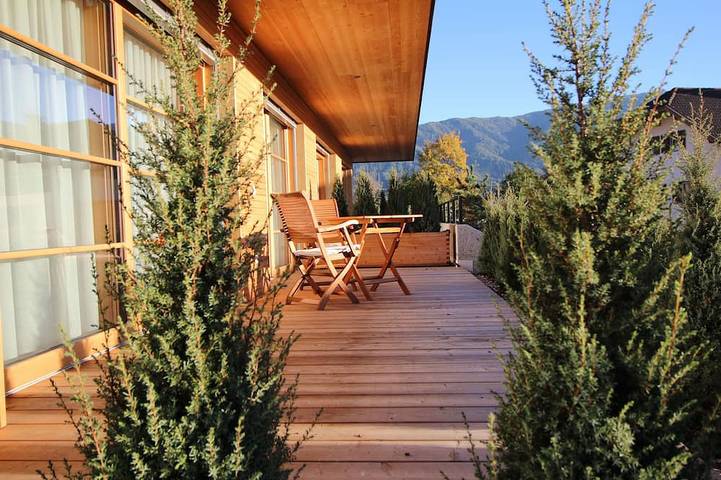 Apartmenthotel für 4 Personen, mit Garten und Terrasse sowie Whirlpool - 1