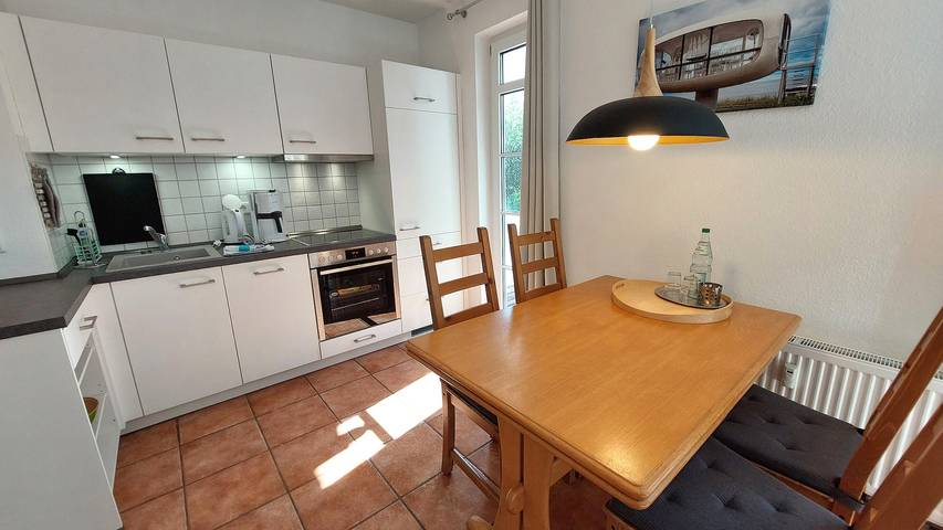 Ferienwohnung für 4 Personen, mit Balkon und Terrasse in Binz - 3