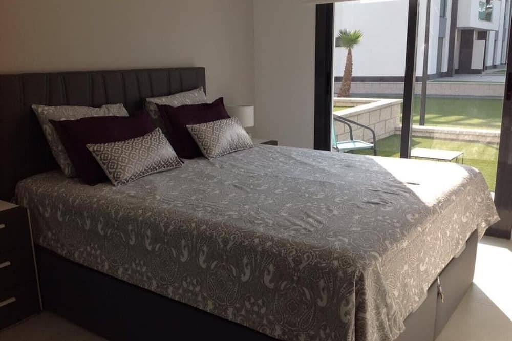 Entire apartment, Luxury apartment oasis paradise in Playa Moncayo, Guardamar del Segura