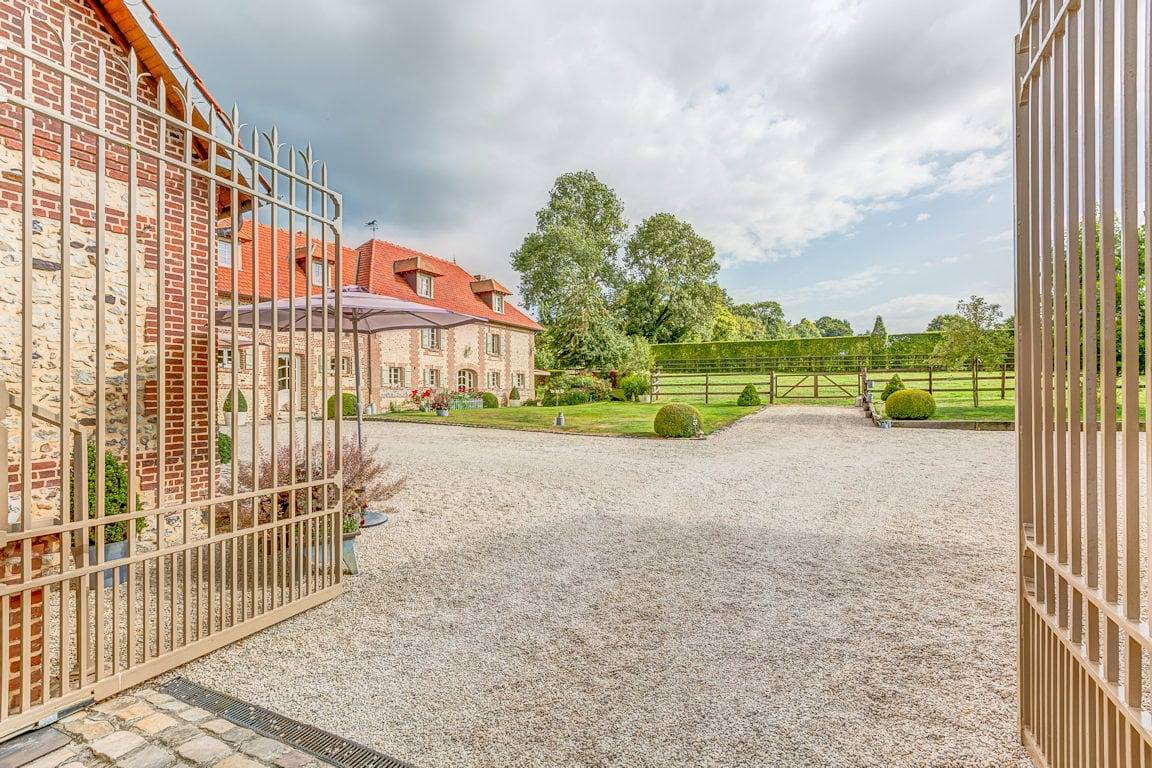 Le Clocher du May - La chambre "Le chalet" in Saint-Germer-de-Fly, Oise