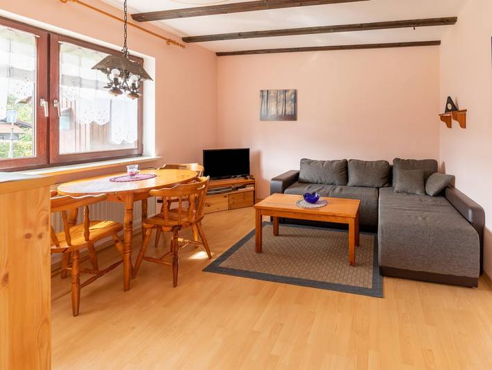 Ferienwohnung für 3 Personen, mit Terrasse und Garten in Arrach - 2