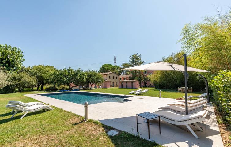 Location de vacances pour 10 personnes, avec jardin ainsi que terrasse et piscine à Spoleto - 3
