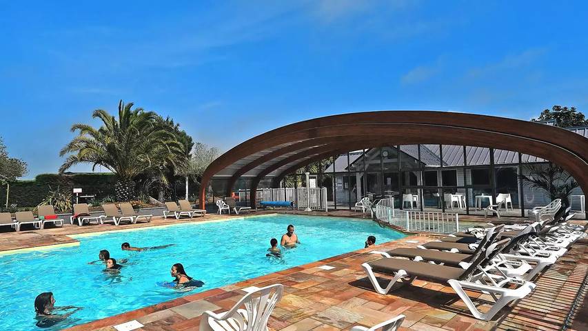 Camping für 3 Personen, mit Terrasse und Pool sowie Sauna in Atlantikküste Frankreich - 2
