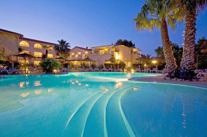 Hôtel pour 2 personnes, avec piscine et sauna ainsi que jardin et jacuzzi, animaux acceptés