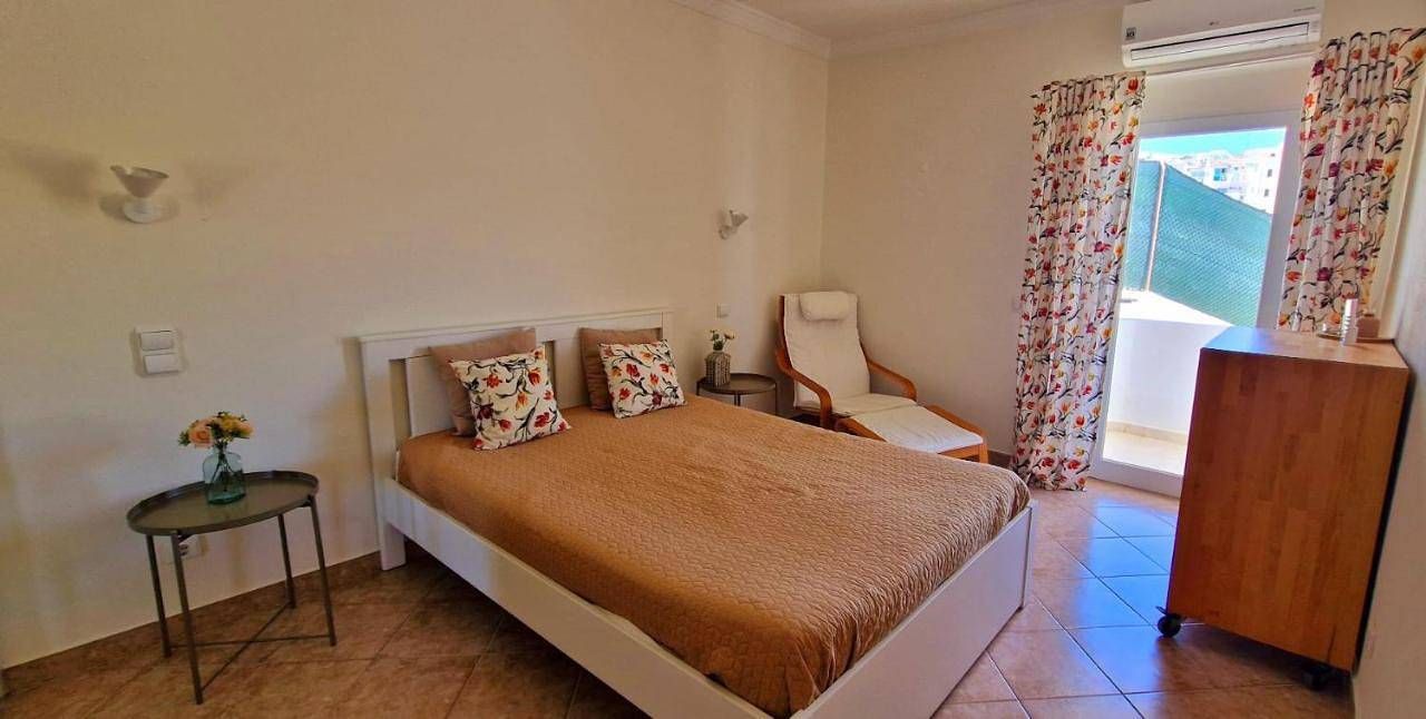Apartamento inteiro, Praia Oura Sunset in Albufeira, Albufeira e Olhos de Água