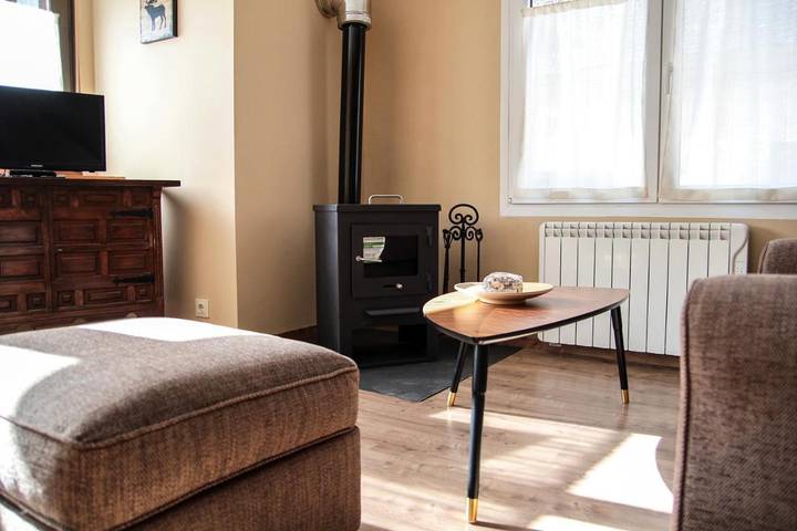 Gîte pour 5 personnes, avec terrasse, animaux acceptés dans Salardú - 3