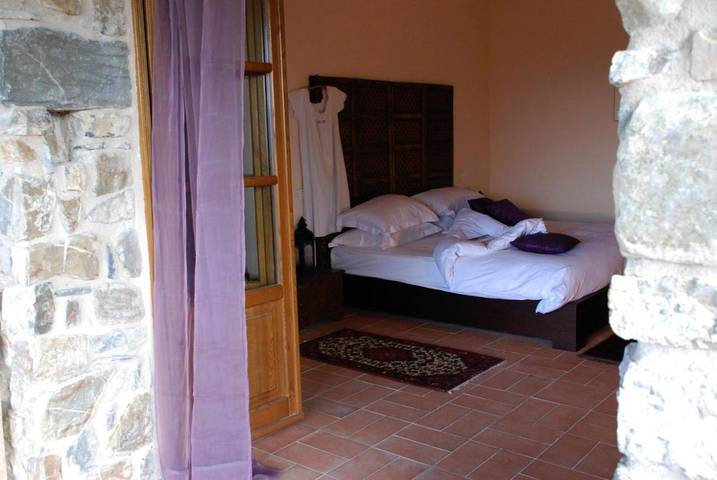 Maison de campagne pour 3 personnes, avec piscine ainsi que jardin et vue à Pontremoli - 2