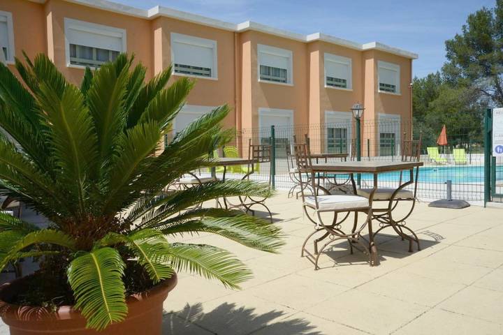 Hôtel pour 2 personnes, avec vue ainsi que jardin et piscine