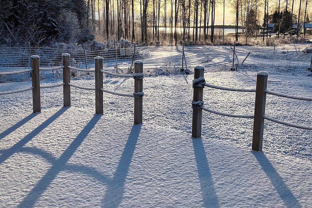 Spacious villa in Kristinehamns Skärgård, Sleeps 6, 2,5 baths. Close 2 beach. in Kristinehamn, Vänern