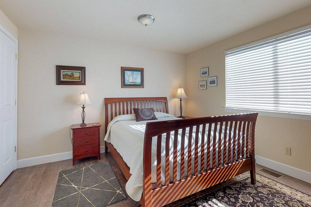 Charmantes, zweistöckiges Haus mit Terrasse, Grill und Meerblick! in Cayucos, San Luis Obispo County