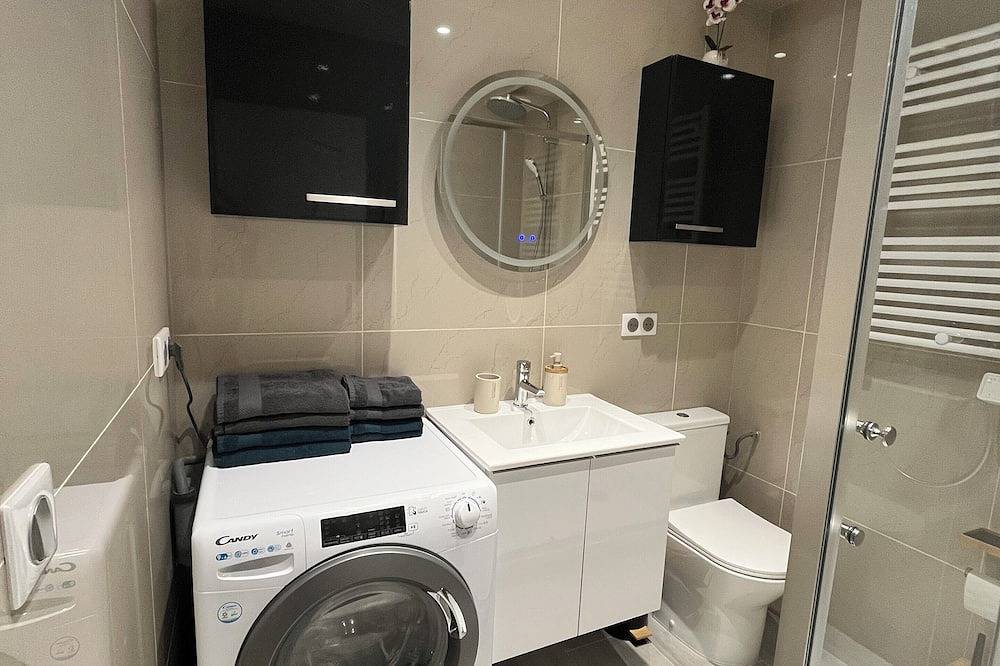 Apartamento entero, Apartment Gonesse Paris I Cdg Iorly I Disney I Asterix  in Gonesse, Valle del Oise