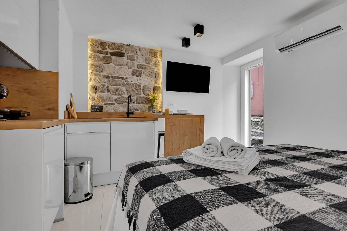 Apartamento entero, Apartamento-estudio con una terraza Makarska As-21443-a in Makarska, Rivera de Makarska