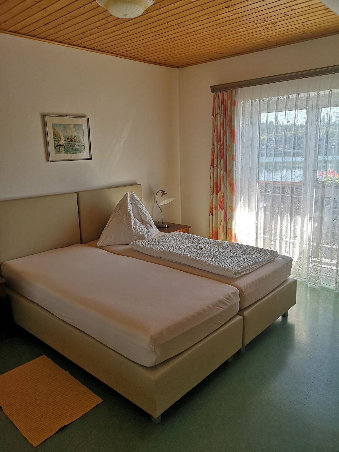 Geheel vakantieappartement, Dz mit Balkon, Seeblick in Villach, Klagenfurt - Villach & omgeving