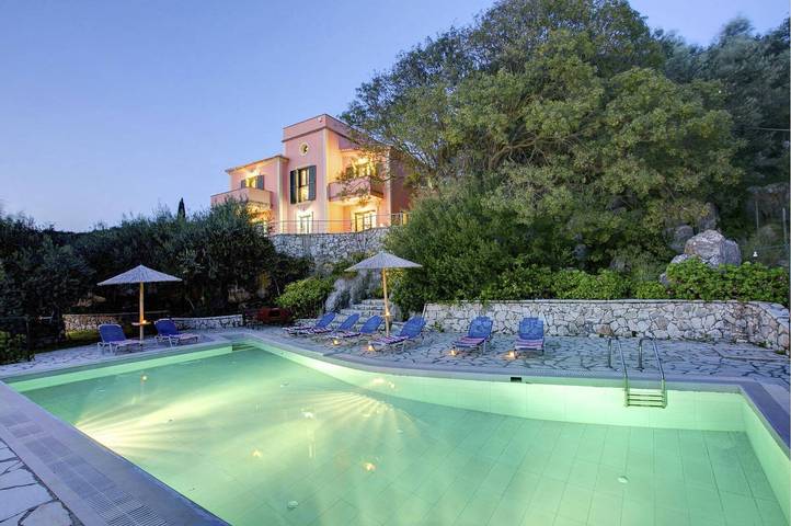 Location de vacances pour 8 personnes dans Kassiopi - 4