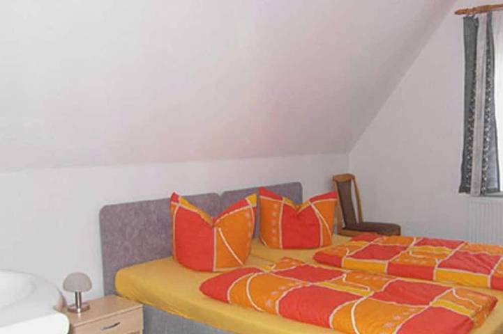Ferienhaus für 4 Personen, mit Terrasse und Sauna sowie Garten in Dreschvitz - 2