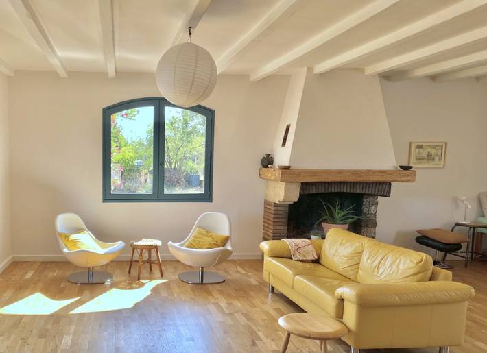 Gîte pour 8 personnes, avec piscine ainsi que terrasse et jardin à Saint-Jean-de-Fos - 4