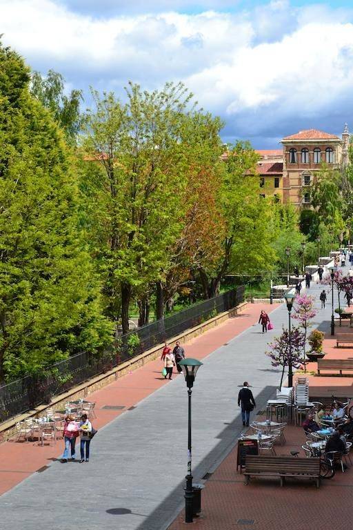 Appartement entier, Apartamento en Avenida Quevedo in León, Chaîne Cantabrique