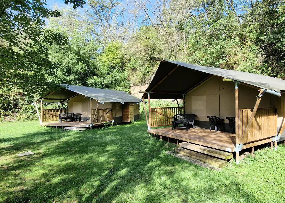 Appartement entier, Berling Retreat avec piscine et aire de jeux in Sarrebourg