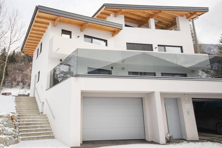Gîte pour 6 personnes, avec Balcon ainsi que Terrasse et Jardin à Gries am Brenner