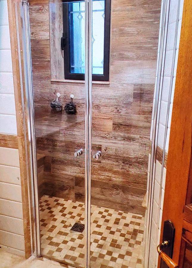 Gîte pour 4 personnes, avec Terrasse et Piscine à Ongles - 3