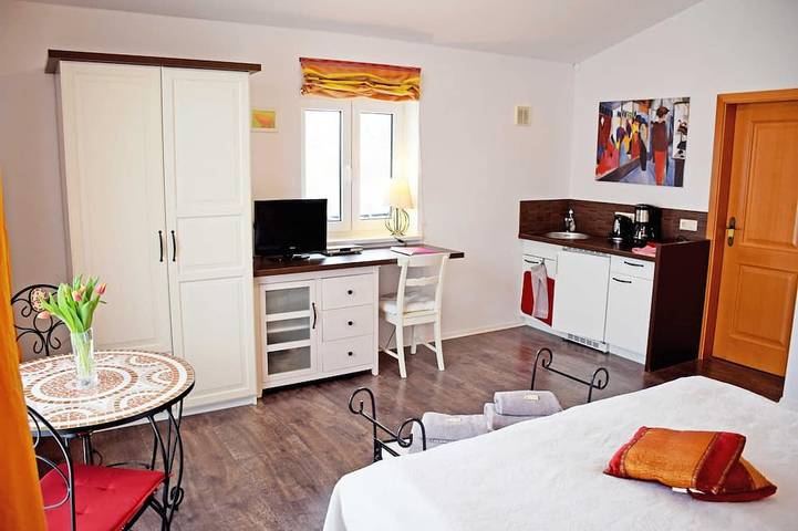 Ferienwohnung am Strand für 2 Personen, mit Garten auf Rügen