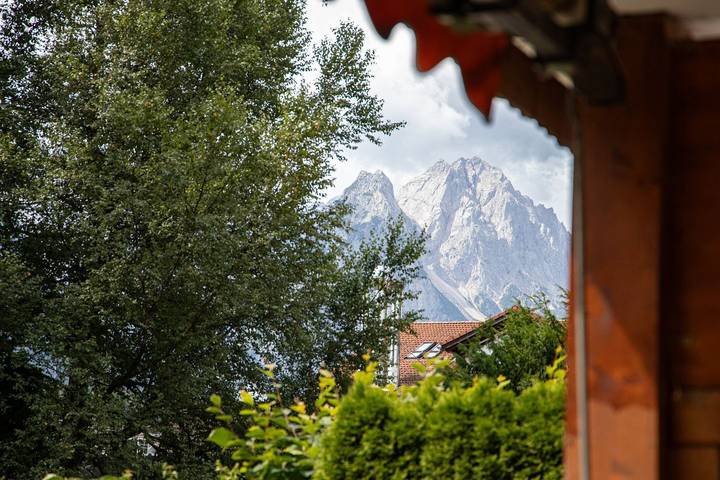 Ganze Wohnung, Ferienwohnung "Mittendrin" direkt an der Fußgängerzone gelegen in Garmisch-Partenkirchen, Bayerische Alpen