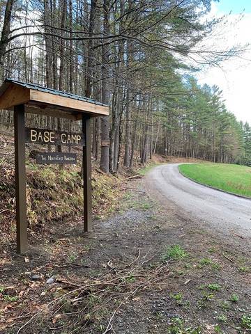 Camping for 2 Guests in Vermont, USA, Picture 4