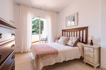 Vakantieappartement voor 4 Personen in Elviria, Marbella, Afbeelding 2