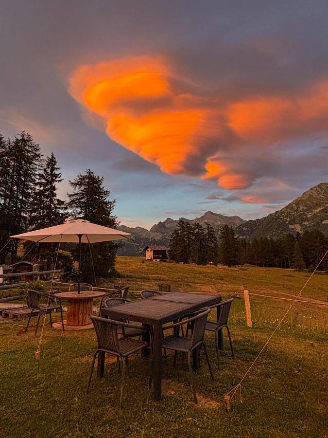 Appartement entier, Attico a Champoluc a 3 minuti dagli impianti con vista Monte Rosa in Champoluc, Ayas