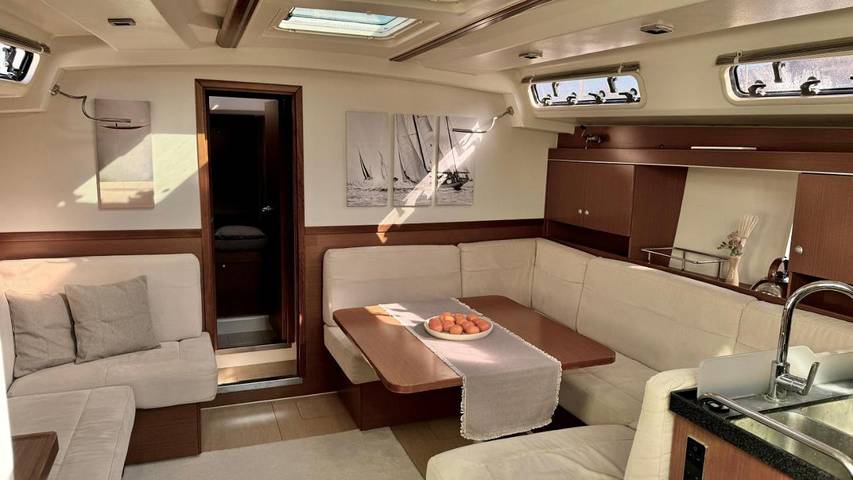 Boot für 6 Personen, mit Terrasse und Ausblick in Montenegro - 2