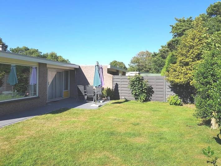 Bungalow für 5 Personen, mit Terrasse und Garten