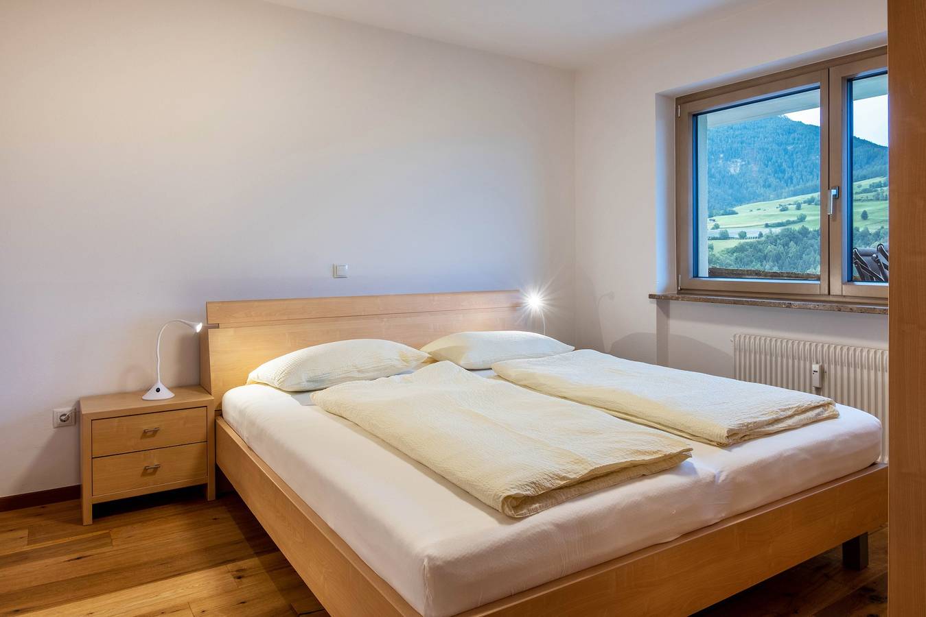 Ganze Wohnung, Ferienwohnung "Schlern Living 1" mit Bergblick und Privatem Garten in Völs am Schlern, Dolomiti Superski