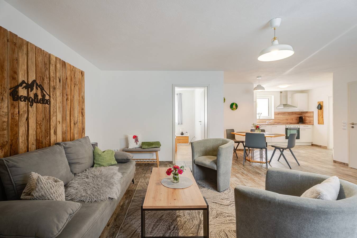 Appartamento intero, Appartamento 'Bergliebe' con terrazza privata e Wi-Fi in Obersasbach, Sasbach (Ortenaukreis)