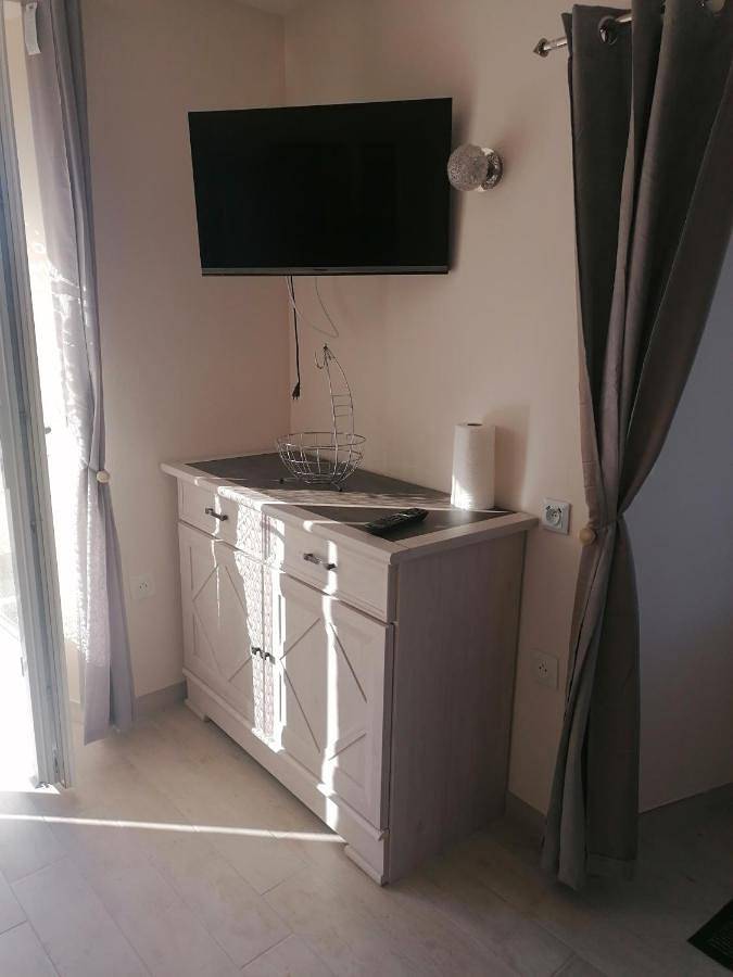 Appartement entier, La basse-cour in Vic-sur-Cère, Région d'Aurillac