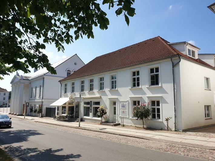 Bungalow für 2 Personen, mit Terrasse und Garten